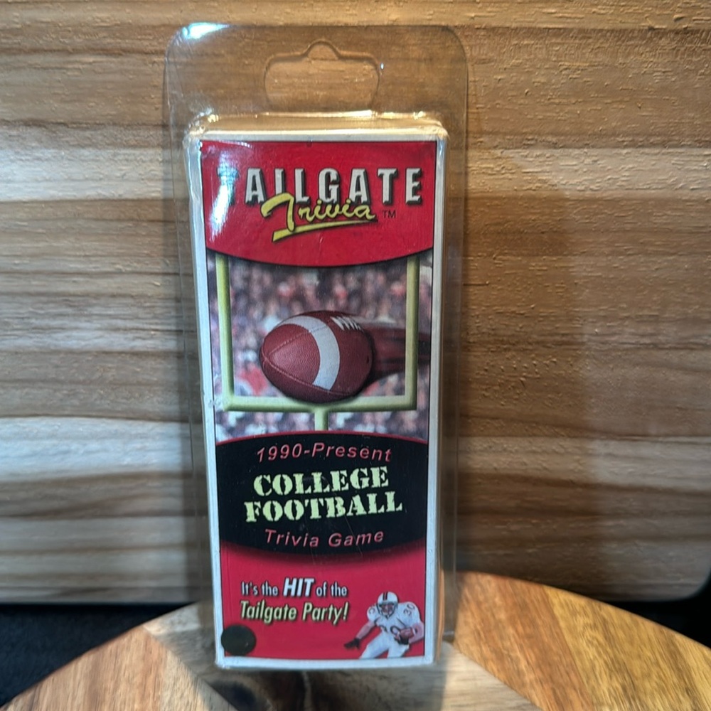 $5 bundled - Like New in Box Tailgate Trivia 1990-Present College Football